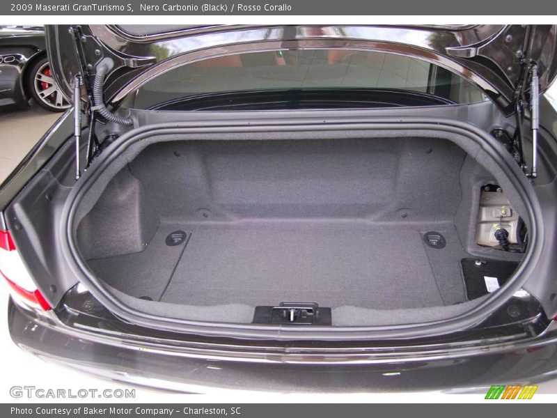 Nero Carbonio (Black) / Rosso Corallo 2009 Maserati GranTurismo S