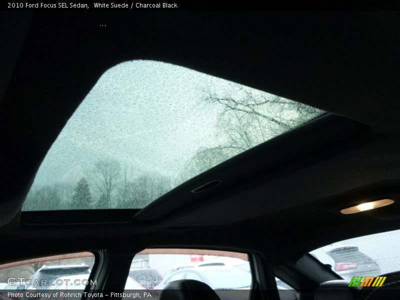 White Suede / Charcoal Black 2010 Ford Focus SEL Sedan