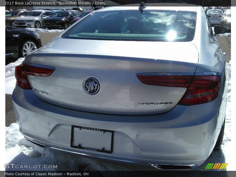 Quicksilver Metallic / Ebony 2017 Buick LaCrosse Essence
