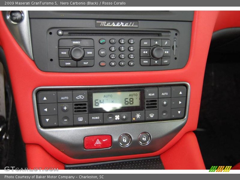 Nero Carbonio (Black) / Rosso Corallo 2009 Maserati GranTurismo S