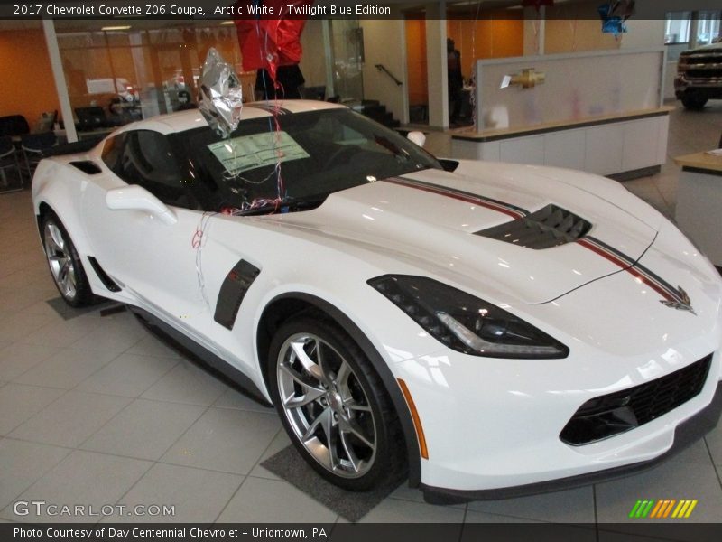Front 3/4 View of 2017 Corvette Z06 Coupe