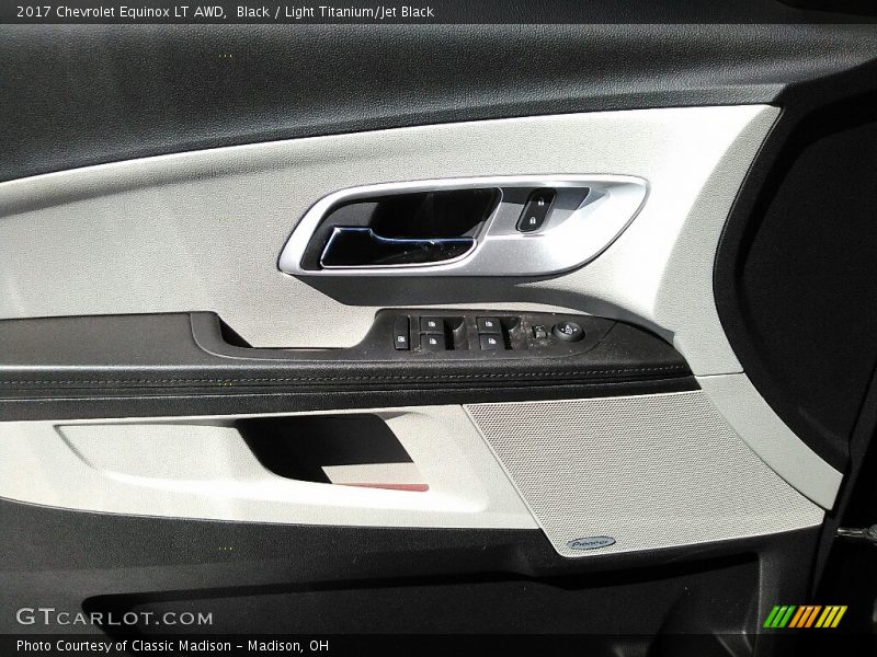 Black / Light Titanium/Jet Black 2017 Chevrolet Equinox LT AWD