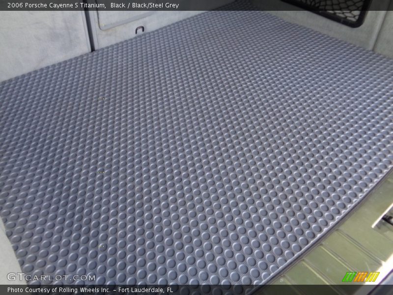 Black / Black/Steel Grey 2006 Porsche Cayenne S Titanium