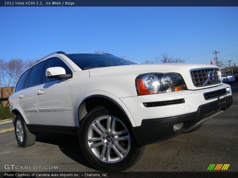 Ice White / Beige 2011 Volvo XC90 3.2
