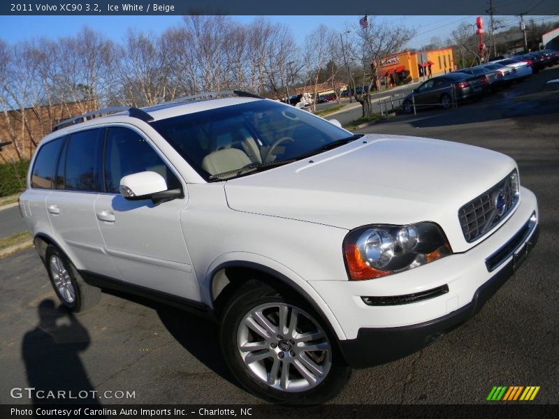 Ice White / Beige 2011 Volvo XC90 3.2