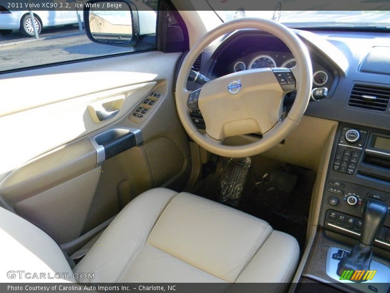 Ice White / Beige 2011 Volvo XC90 3.2