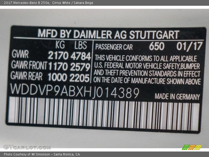 Cirrus White / Sahara Beige 2017 Mercedes-Benz B 250e
