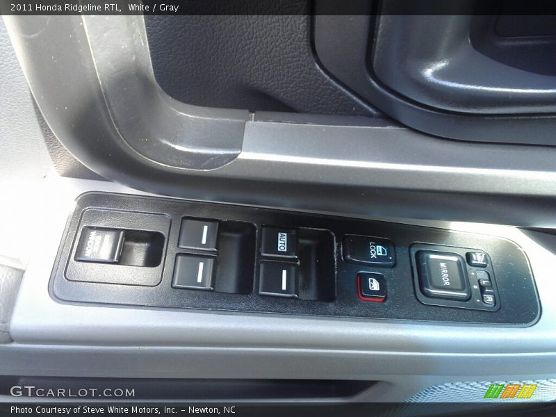 White / Gray 2011 Honda Ridgeline RTL