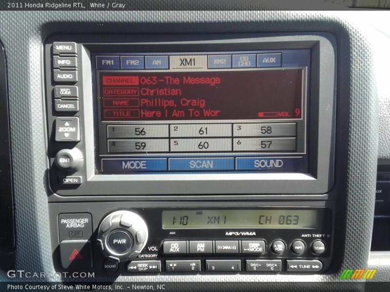 White / Gray 2011 Honda Ridgeline RTL