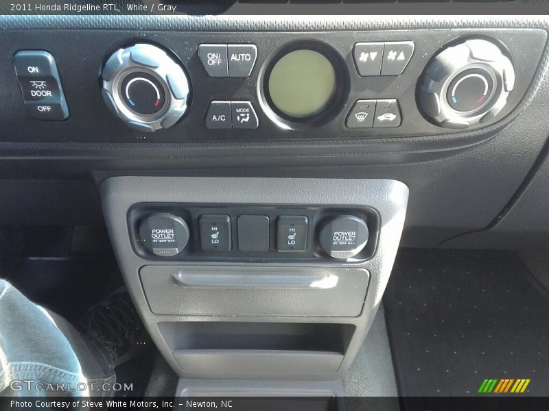 White / Gray 2011 Honda Ridgeline RTL