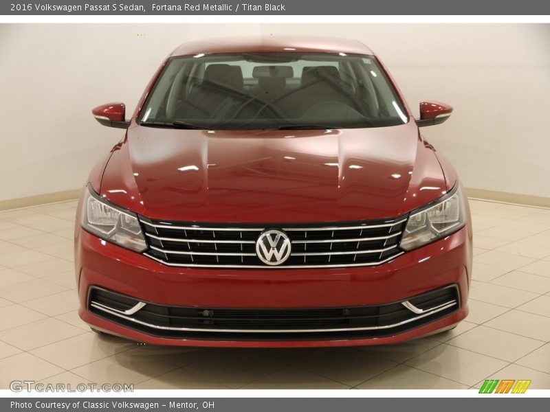 Fortana Red Metallic / Titan Black 2016 Volkswagen Passat S Sedan