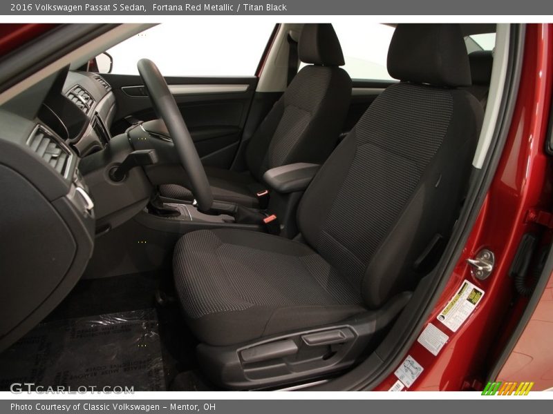 Front Seat of 2016 Passat S Sedan