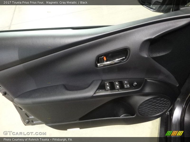 Magnetic Gray Metallic / Black 2017 Toyota Prius Prius Four