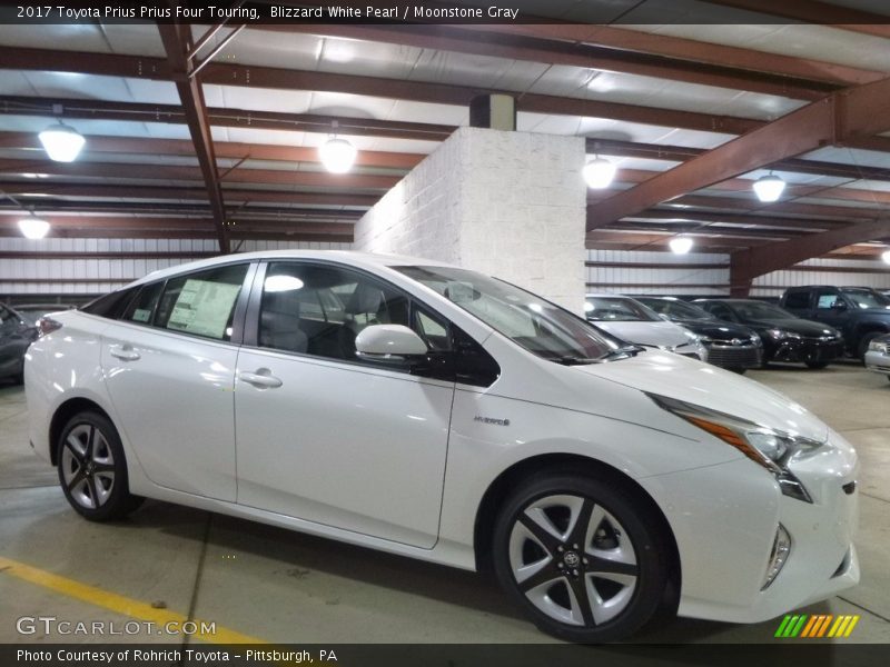 Blizzard White Pearl / Moonstone Gray 2017 Toyota Prius Prius Four Touring