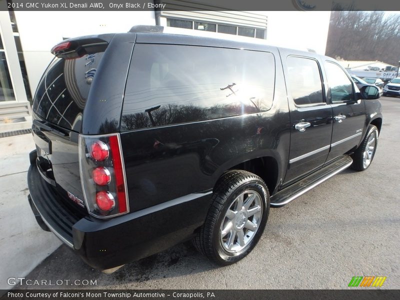 Onyx Black / Ebony 2014 GMC Yukon XL Denali AWD