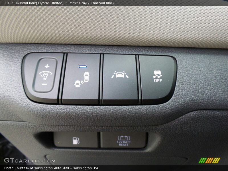 Controls of 2017 Ioniq Hybrid Limited