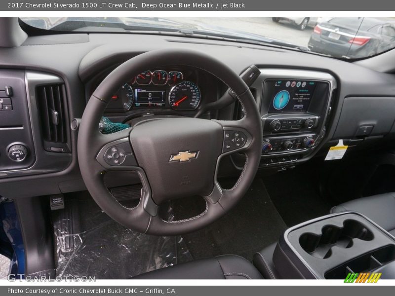 Deep Ocean Blue Metallic / Jet Black 2017 Chevrolet Silverado 1500 LT Crew Cab