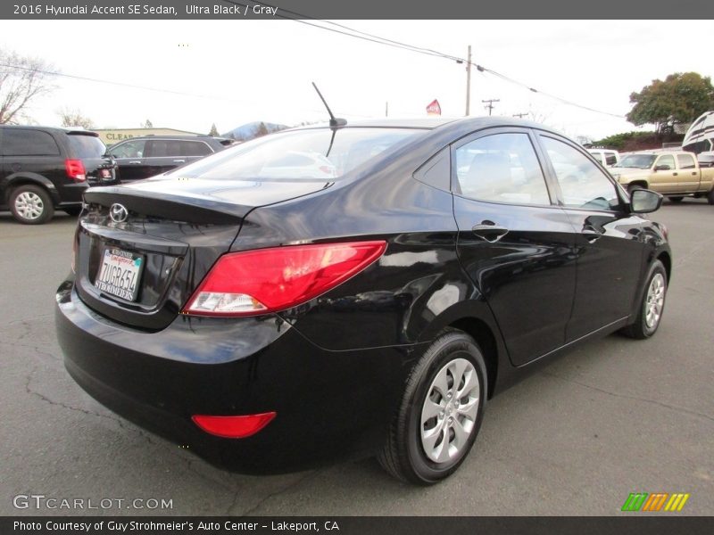 Ultra Black / Gray 2016 Hyundai Accent SE Sedan
