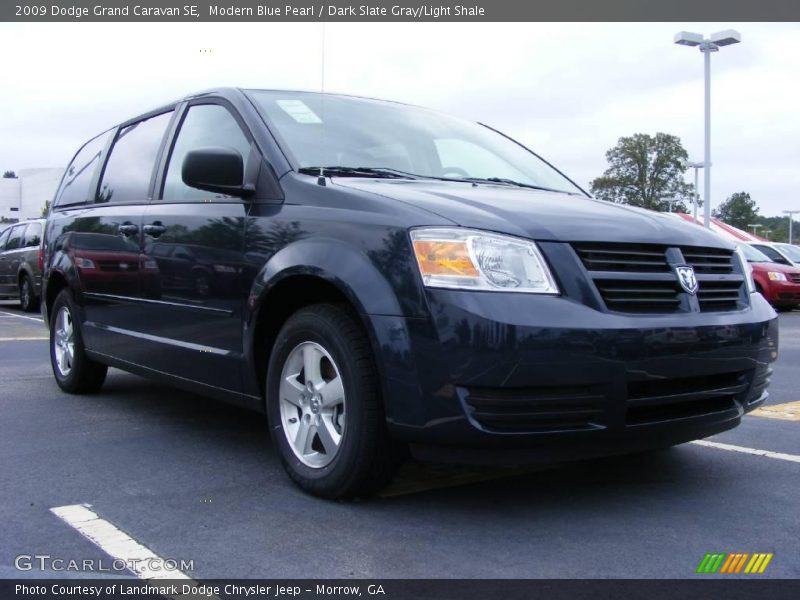 Modern Blue Pearl / Dark Slate Gray/Light Shale 2009 Dodge Grand Caravan SE