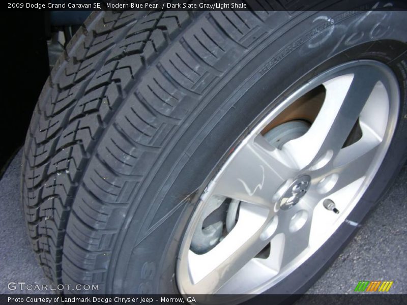 Modern Blue Pearl / Dark Slate Gray/Light Shale 2009 Dodge Grand Caravan SE