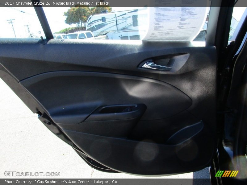 Mosaic Black Metallic / Jet Black 2017 Chevrolet Cruze LS