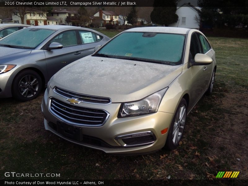Champagne Silver Metallic / Jet Black 2016 Chevrolet Cruze Limited LTZ