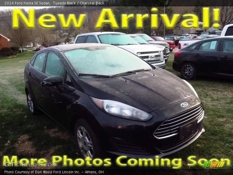 Tuxedo Black / Charcoal Black 2014 Ford Fiesta SE Sedan