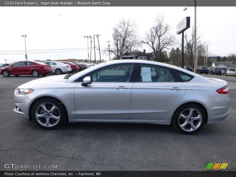 Ingot Silver Metallic / Medium Earth Gray 2016 Ford Fusion S