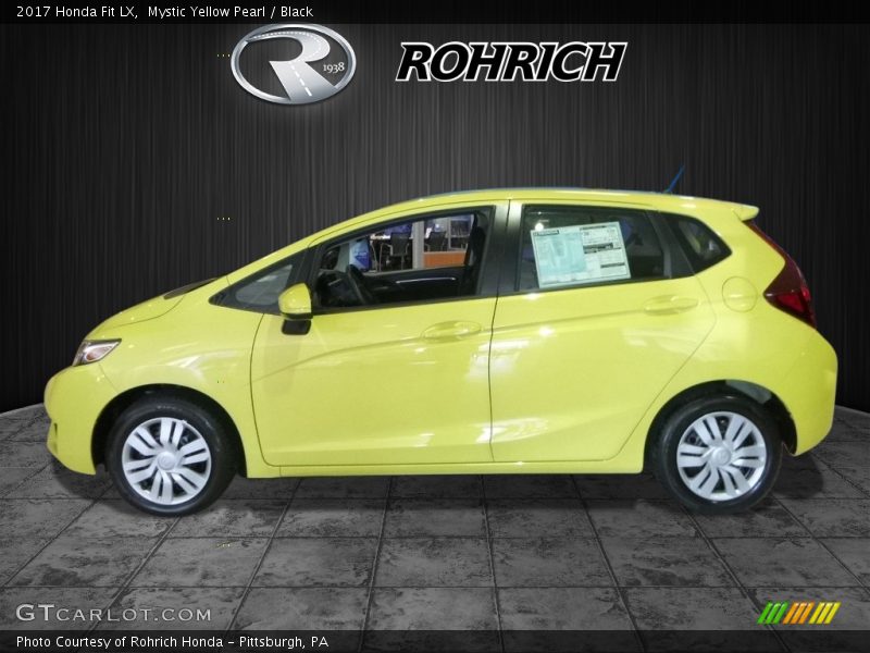 Mystic Yellow Pearl / Black 2017 Honda Fit LX