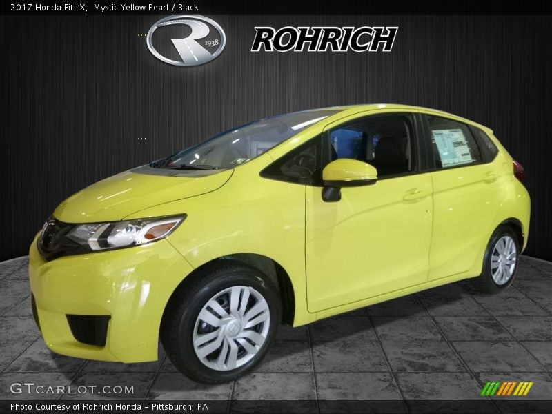 Mystic Yellow Pearl / Black 2017 Honda Fit LX