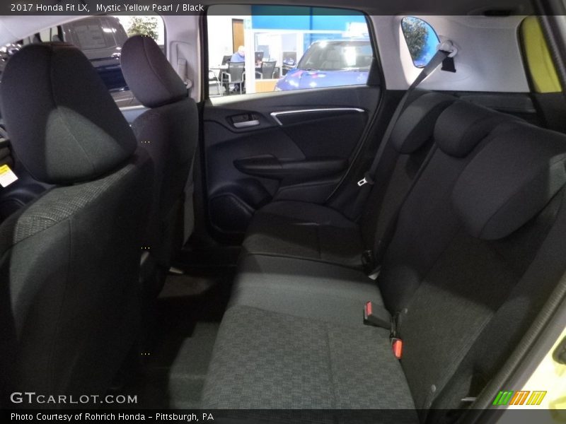 Mystic Yellow Pearl / Black 2017 Honda Fit LX