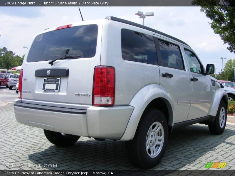 Bright Silver Metallic / Dark Slate Gray 2009 Dodge Nitro SE