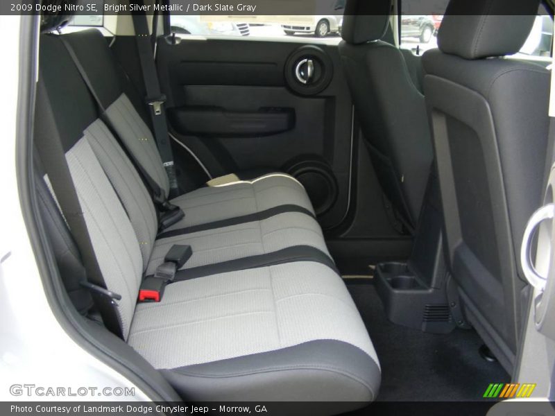 Bright Silver Metallic / Dark Slate Gray 2009 Dodge Nitro SE