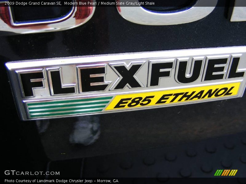 Modern Blue Pearl / Medium Slate Gray/Light Shale 2009 Dodge Grand Caravan SE