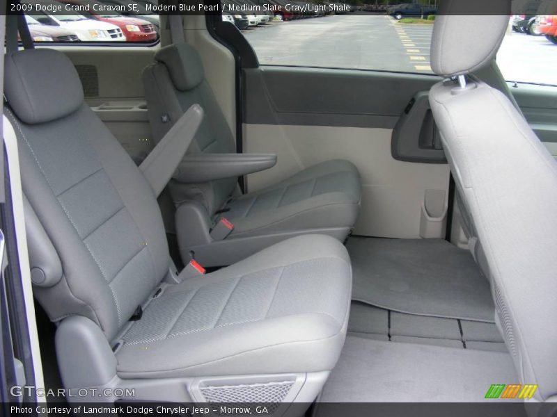 Modern Blue Pearl / Medium Slate Gray/Light Shale 2009 Dodge Grand Caravan SE