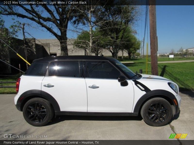 Light White / Carbon Black 2015 Mini Countryman Cooper