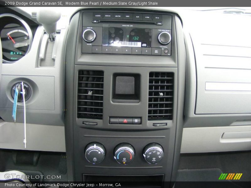 Modern Blue Pearl / Medium Slate Gray/Light Shale 2009 Dodge Grand Caravan SE