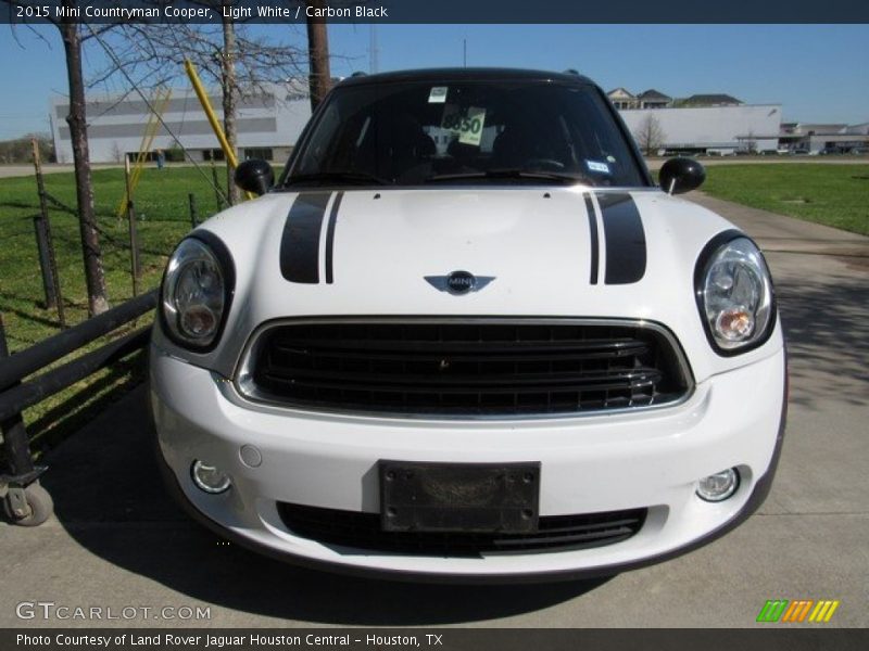 Light White / Carbon Black 2015 Mini Countryman Cooper