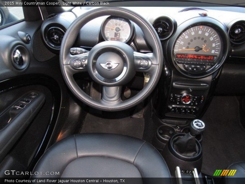 Light White / Carbon Black 2015 Mini Countryman Cooper