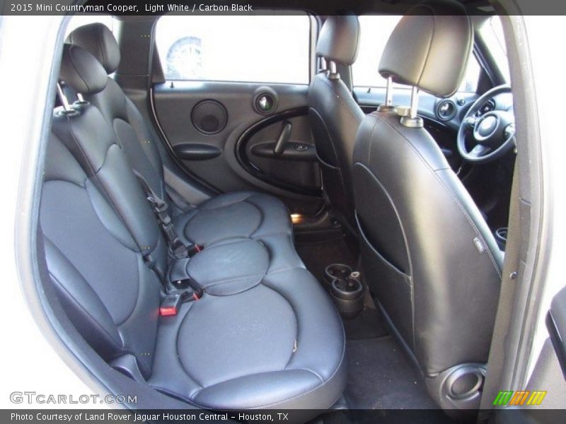 Light White / Carbon Black 2015 Mini Countryman Cooper