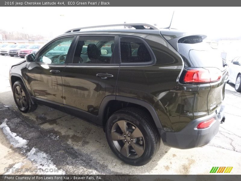 ECO Green Pearl / Black 2016 Jeep Cherokee Latitude 4x4