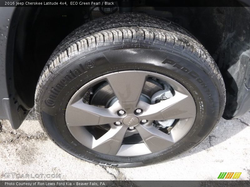 ECO Green Pearl / Black 2016 Jeep Cherokee Latitude 4x4