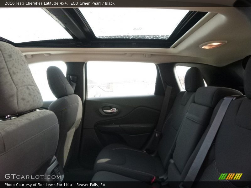 ECO Green Pearl / Black 2016 Jeep Cherokee Latitude 4x4