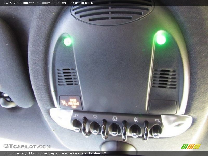 Light White / Carbon Black 2015 Mini Countryman Cooper
