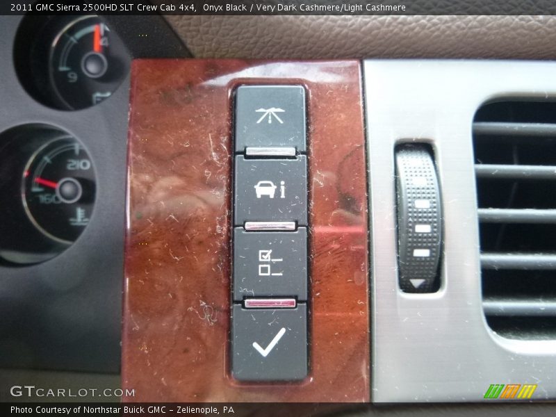 Onyx Black / Very Dark Cashmere/Light Cashmere 2011 GMC Sierra 2500HD SLT Crew Cab 4x4