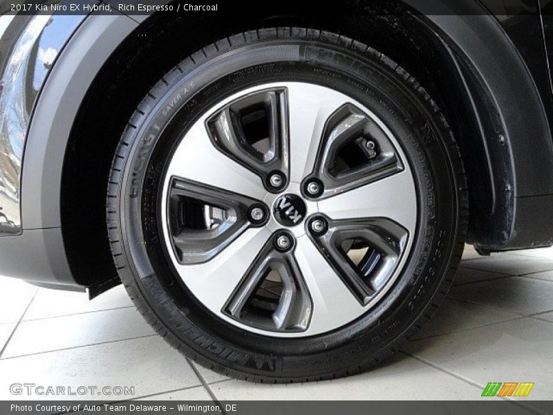  2017 Niro EX Hybrid Wheel