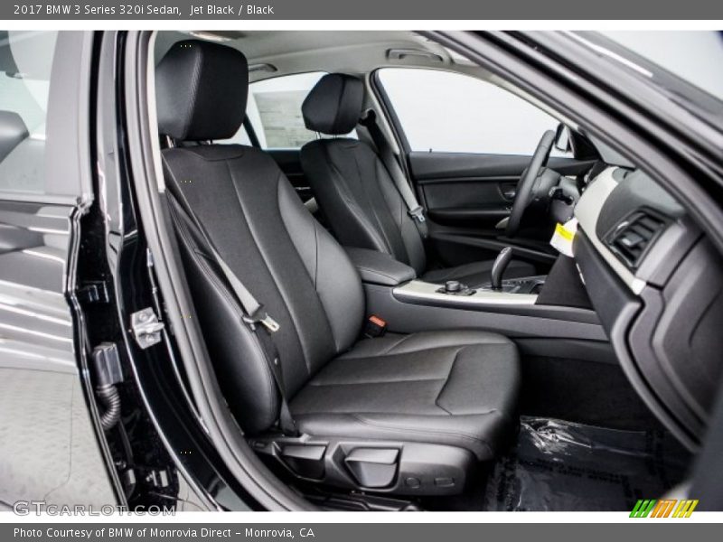 Jet Black / Black 2017 BMW 3 Series 320i Sedan