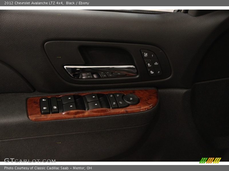 Black / Ebony 2012 Chevrolet Avalanche LTZ 4x4