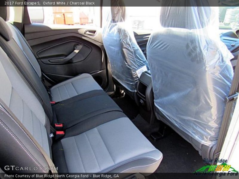 Oxford White / Charcoal Black 2017 Ford Escape S