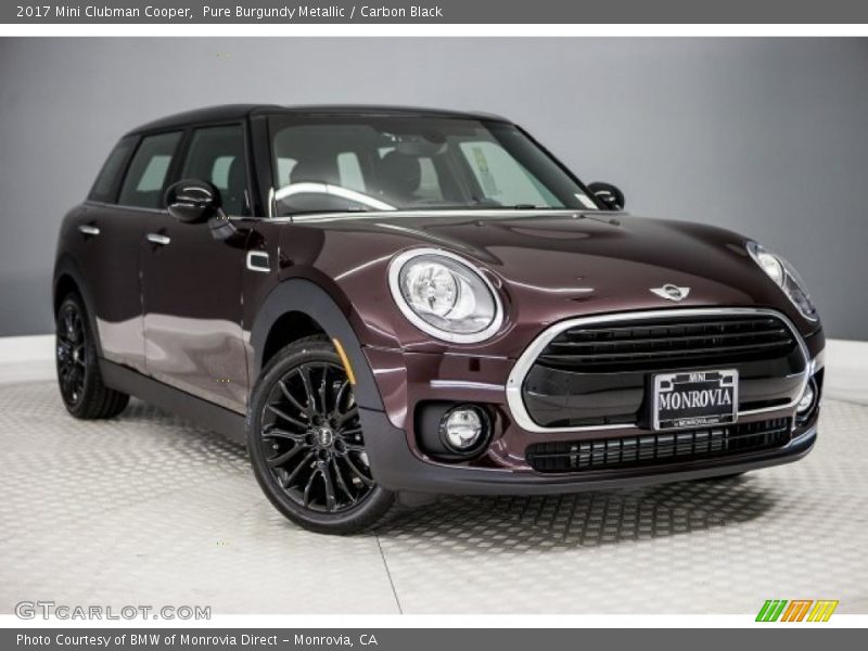 Front 3/4 View of 2017 Clubman Cooper